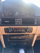 BMW 330i - - BMW 330 aus 2006: 330i