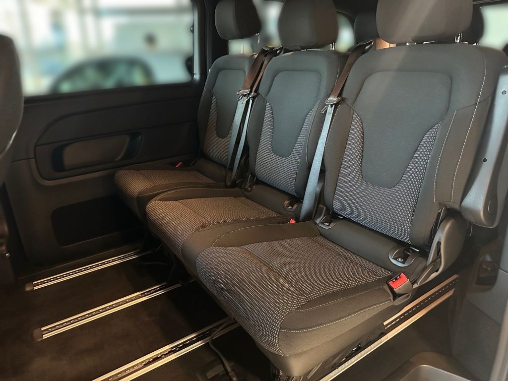 Fahrzeugabbildung Mercedes-Benz V 300 d STYLE Extralang ACC AUT Akustikglas Kam.