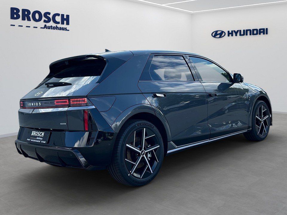 Fahrzeugabbildung Hyundai IONIQ 5 MY25 4WD N-LINE X PARK-P NAVI+BOSE+4xSHZ