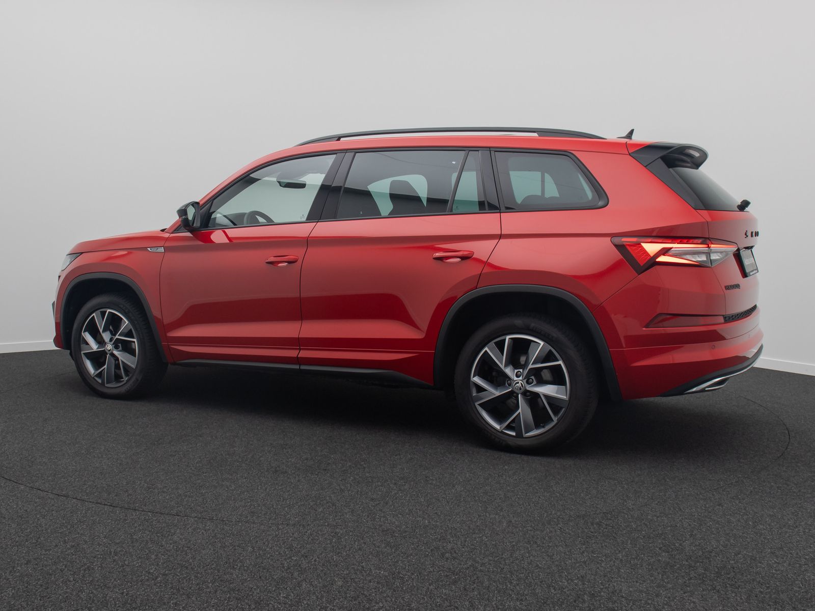 Fahrzeugabbildung SKODA Kodiaq Sportline ACC Kamera Panoram Komfort Voll