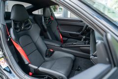 PORSCHE 992 GT3 Touring/ MATRIX/ LIFT/ SCHALENSITZ/ BOSE PORSCHE 992 GT3 Touring/ MATRIX/ LIFT/ SCHALENSITZ/ BOSE