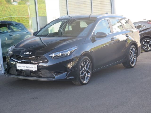 Kia Ceed_sw Sportswagon Spirit 1.5 T-GDI AT Navi dig