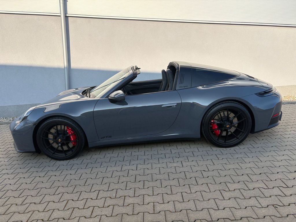 Image of Porsche 992