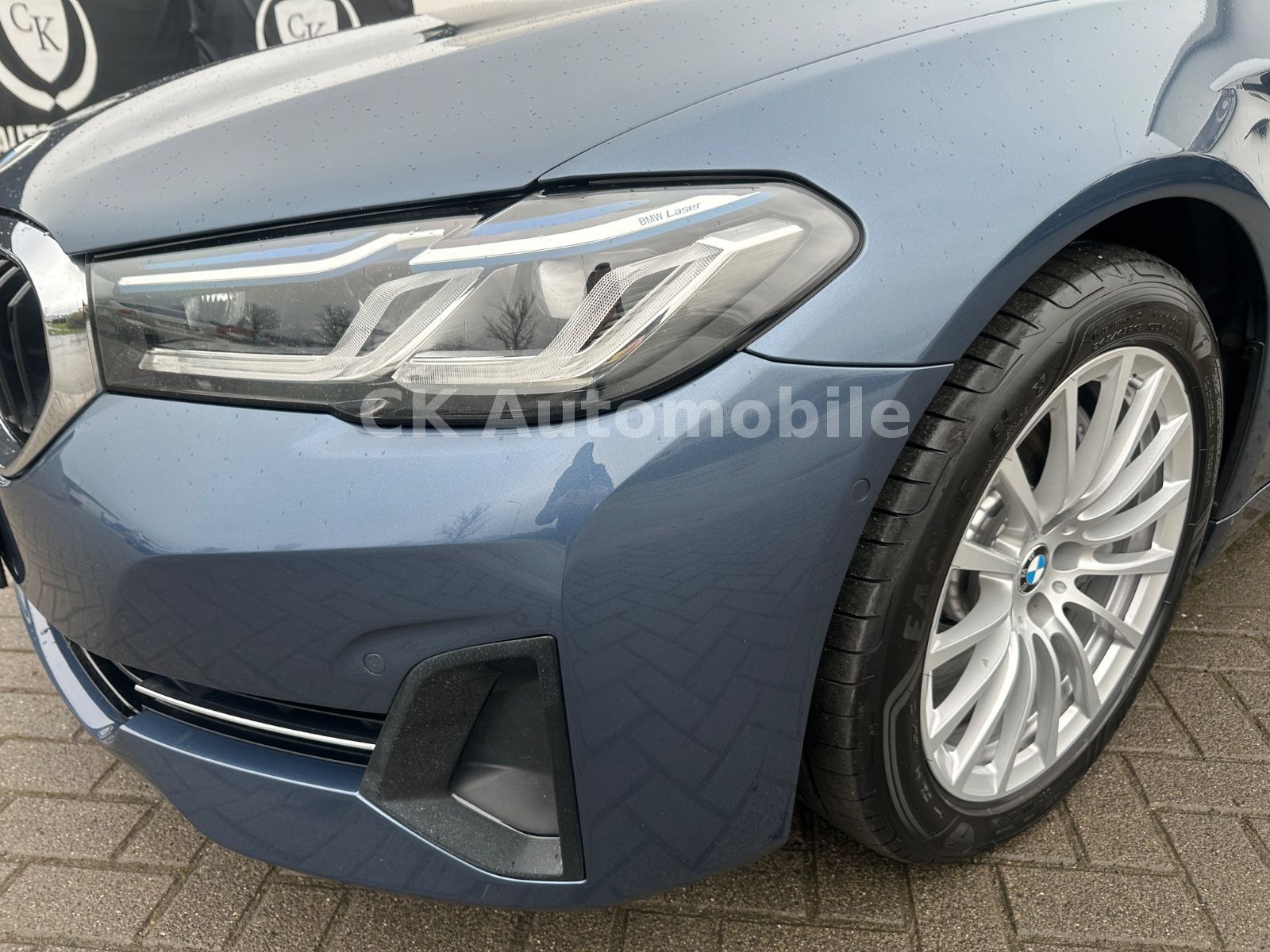 Fahrzeugabbildung BMW 530d Lim./Navi/Head-Up/Laser/Leder/Kamera