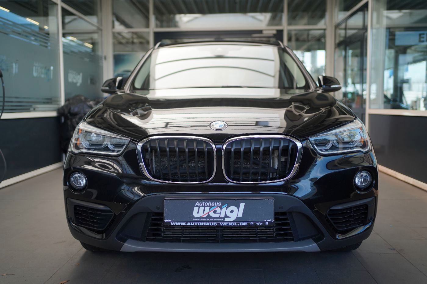 Fahrzeugabbildung BMW X1 20i Advantage +Navi+Parkassist+DrivingAssist+