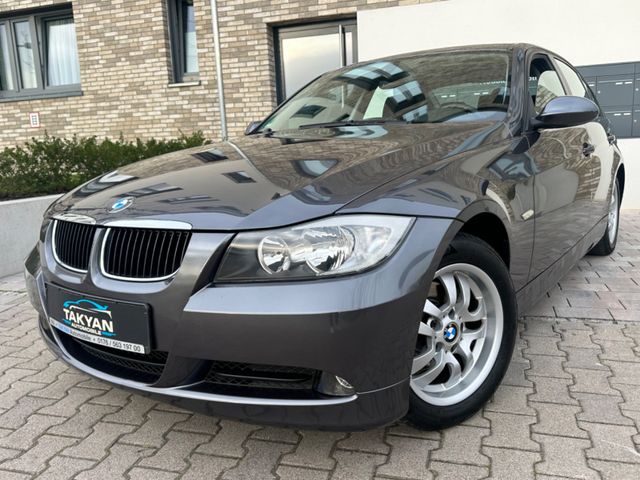 BMW 320 Baureihe 3 Lim. 320i*Navi*lück.Scheckheft*