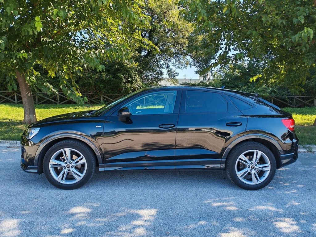 Image of Audi Q3