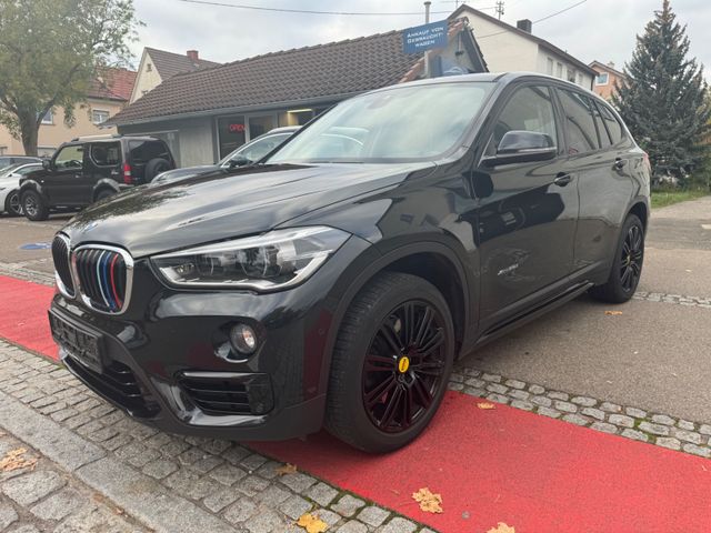 BMW X1 xDrive 25 i Sport Line/ AHK/LED/Keyless/Navi