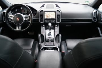 Porsche Cayenne - 11