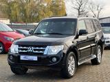 Mitsubishi Pajero 3.2 DI-D Diamant Edition 7-Sitzer - Mitsubishi Pajero: 3.2