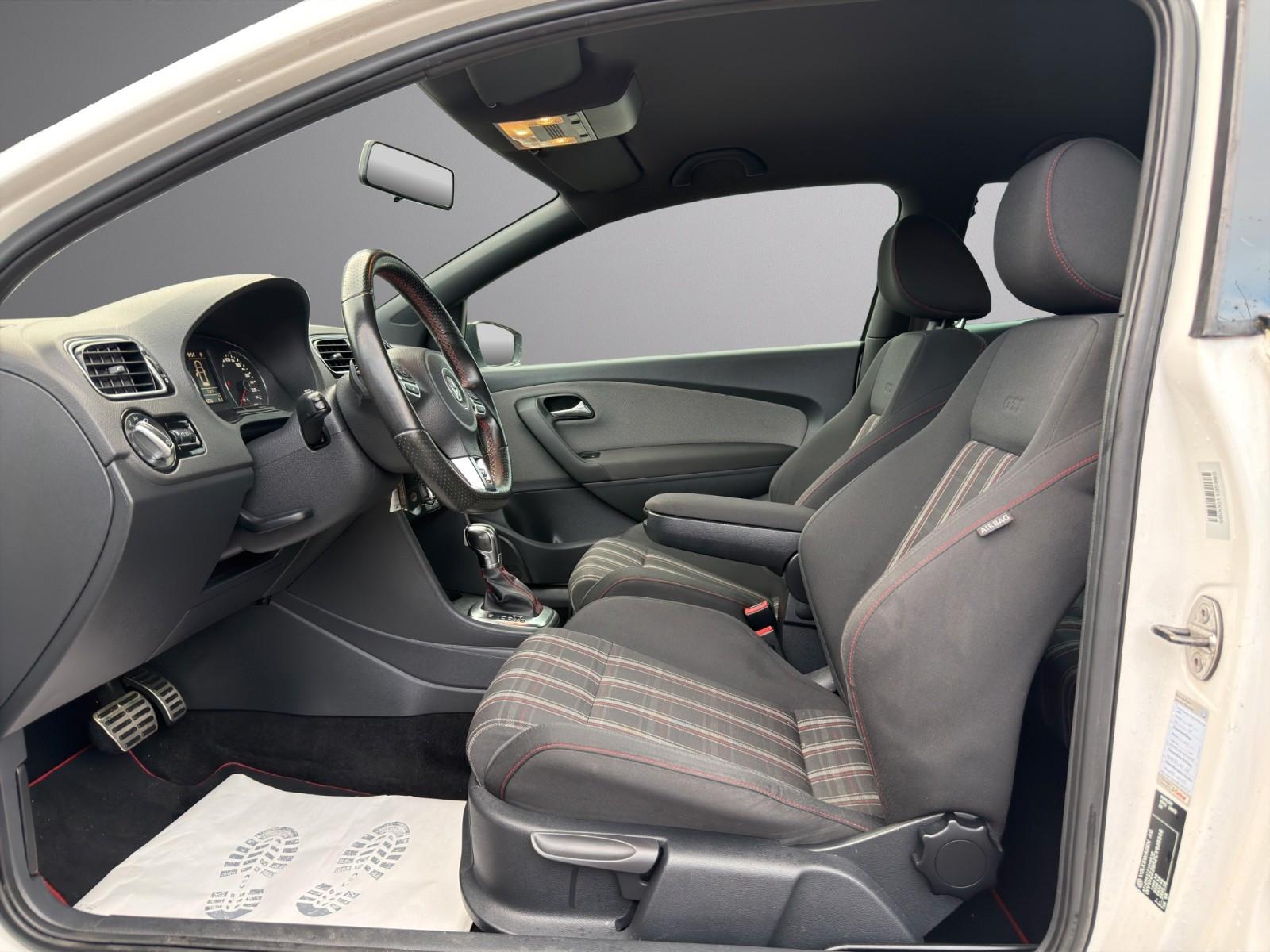 Volkswagen Polo V GTI DSG/17"/CarPlay/Sitzheizung/8Fach