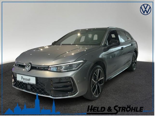 Volkswagen Passat R-Line Signature 1.5 eHybrid AHK PANO H/K