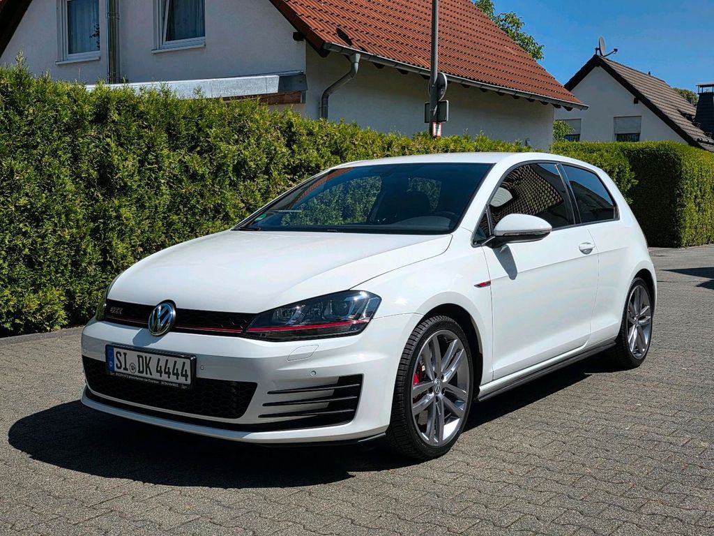 Image of Volkswagen Golf