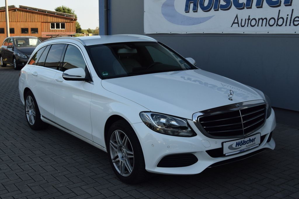 Image of Mercedes-Benz C 200