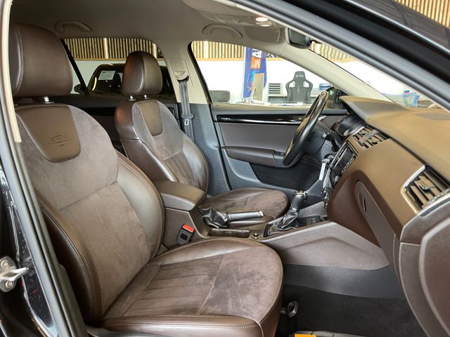Skoda Octavia Combi L&K 4x4 *BI-XENON*NAVI*PDC*SZHZ*
