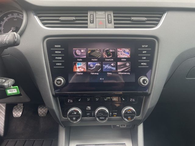 Skoda Octavia Combi III 1.0 TSI Tour *DAB*SHZ*TEL* ALU