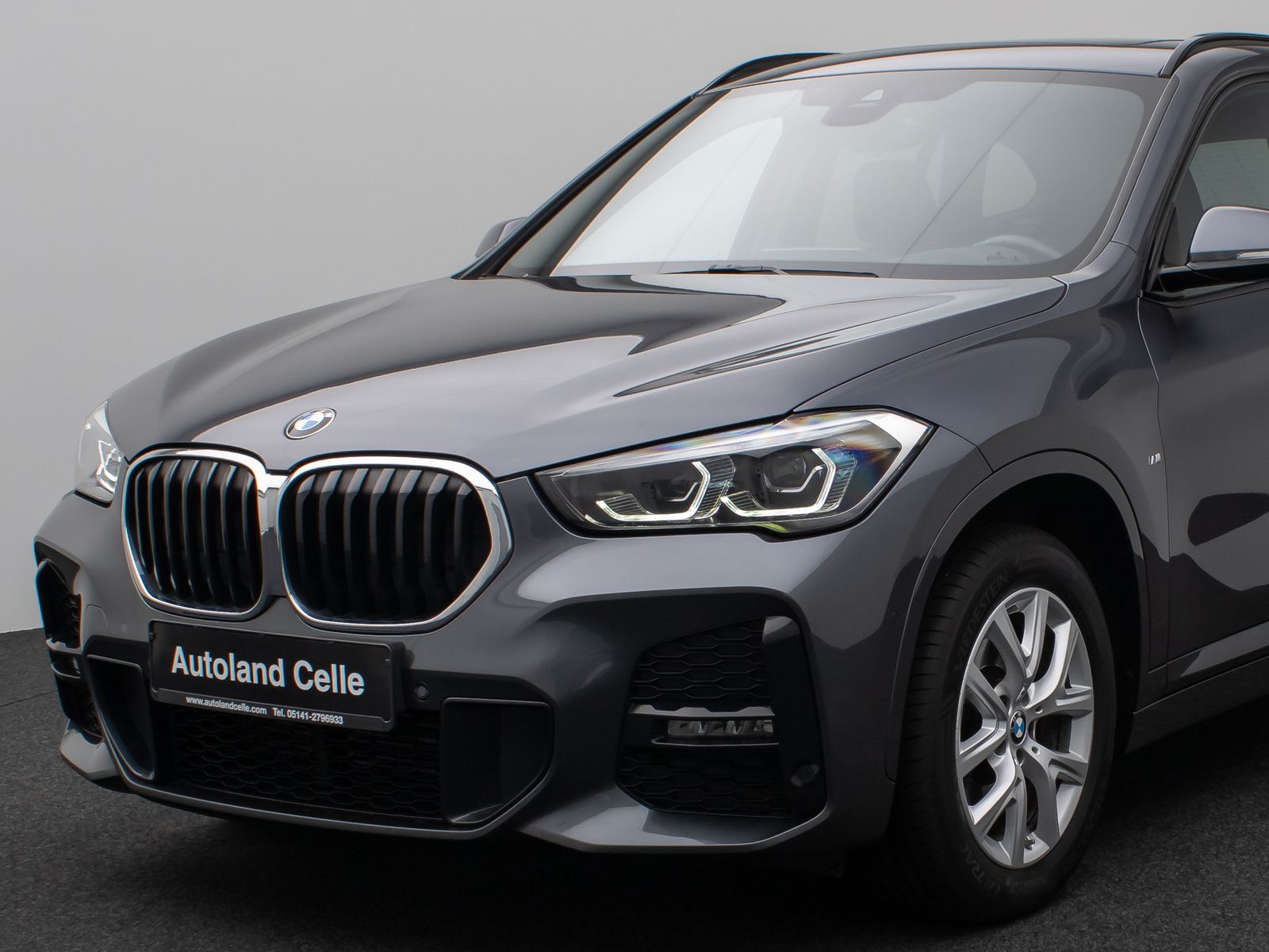 Fahrzeugabbildung BMW X1 xD20d M Sport ACC HUD DAB Panorama HiFi Leder