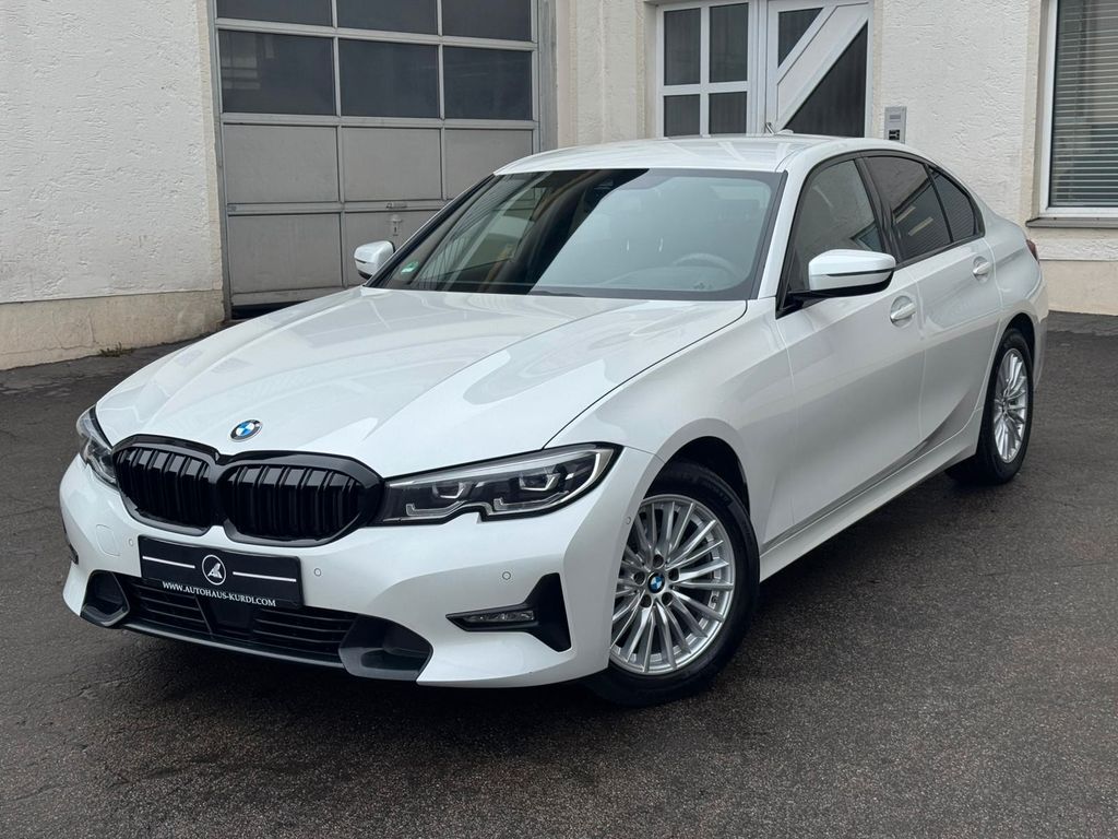 Image of BMW 320