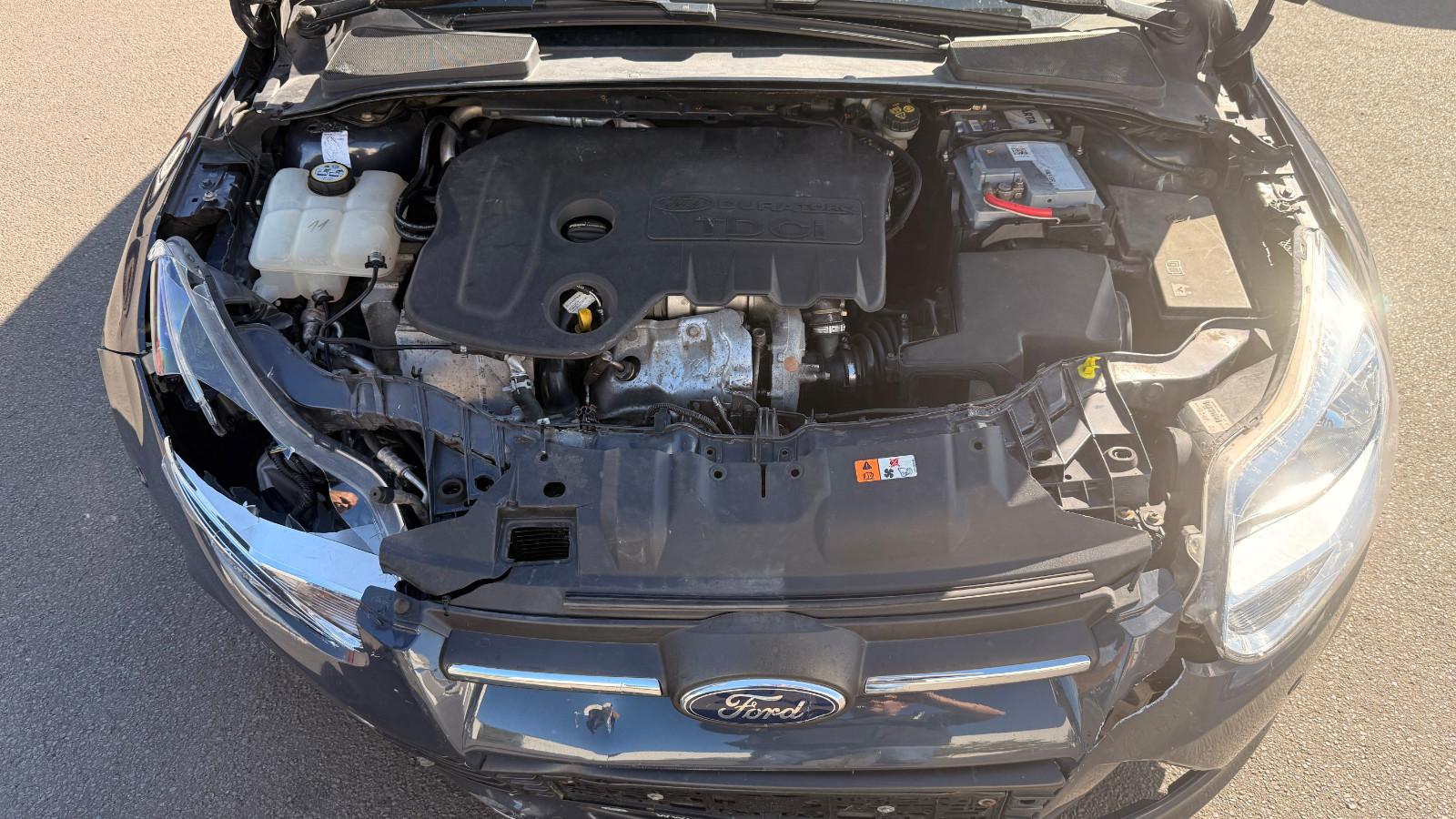 Ford Focus 2013 — photo 15