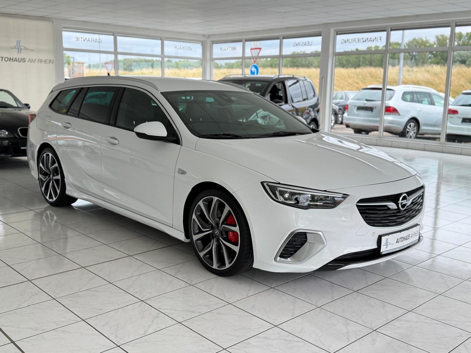 Opel Insignia B Sports Tourer GSi 4x4+Keyless+ACC+TOP