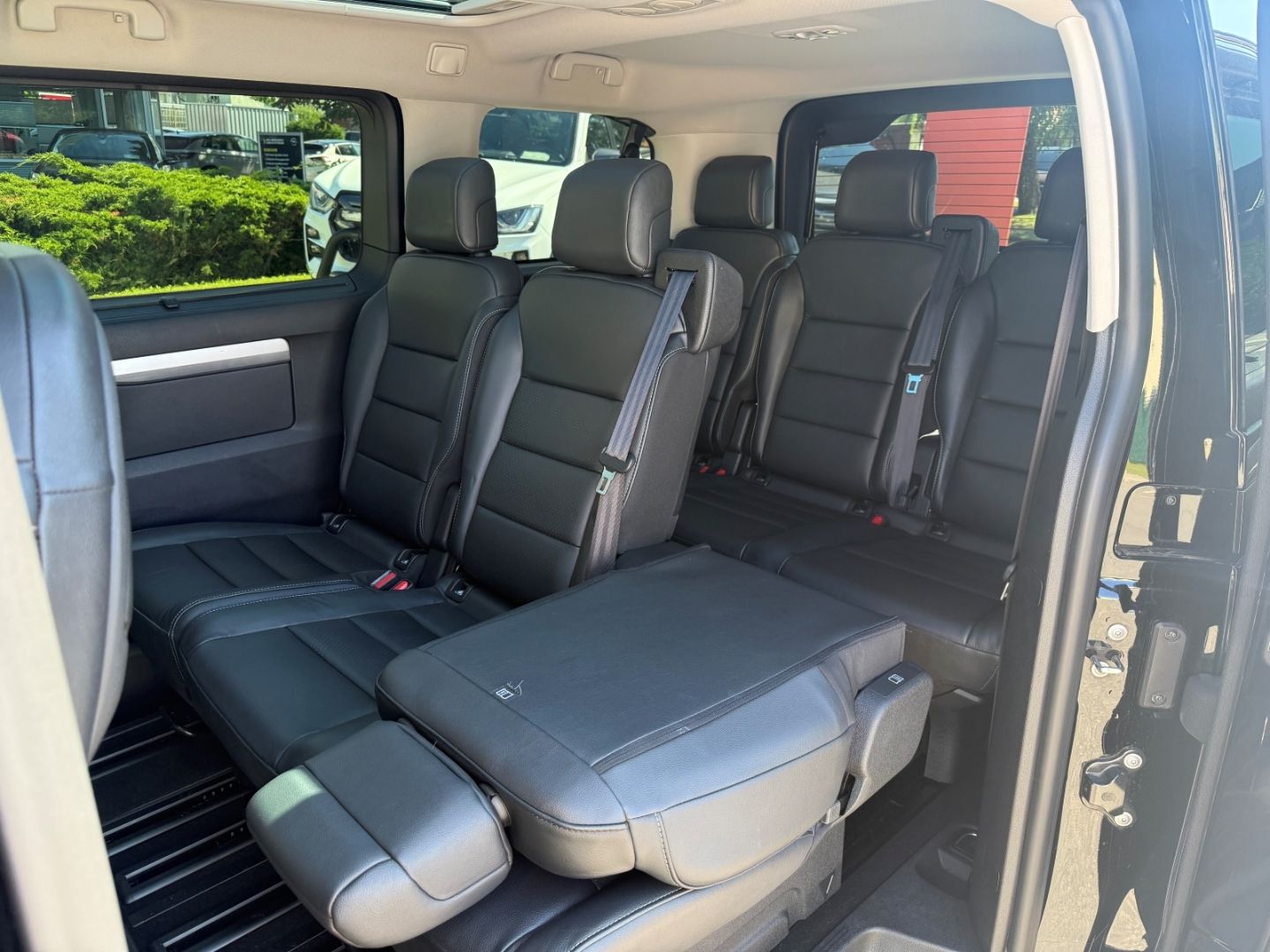 Fahrzeugabbildung Opel Zafira Life Elegance M 2.0 8-Sitzer+Pano+AHK