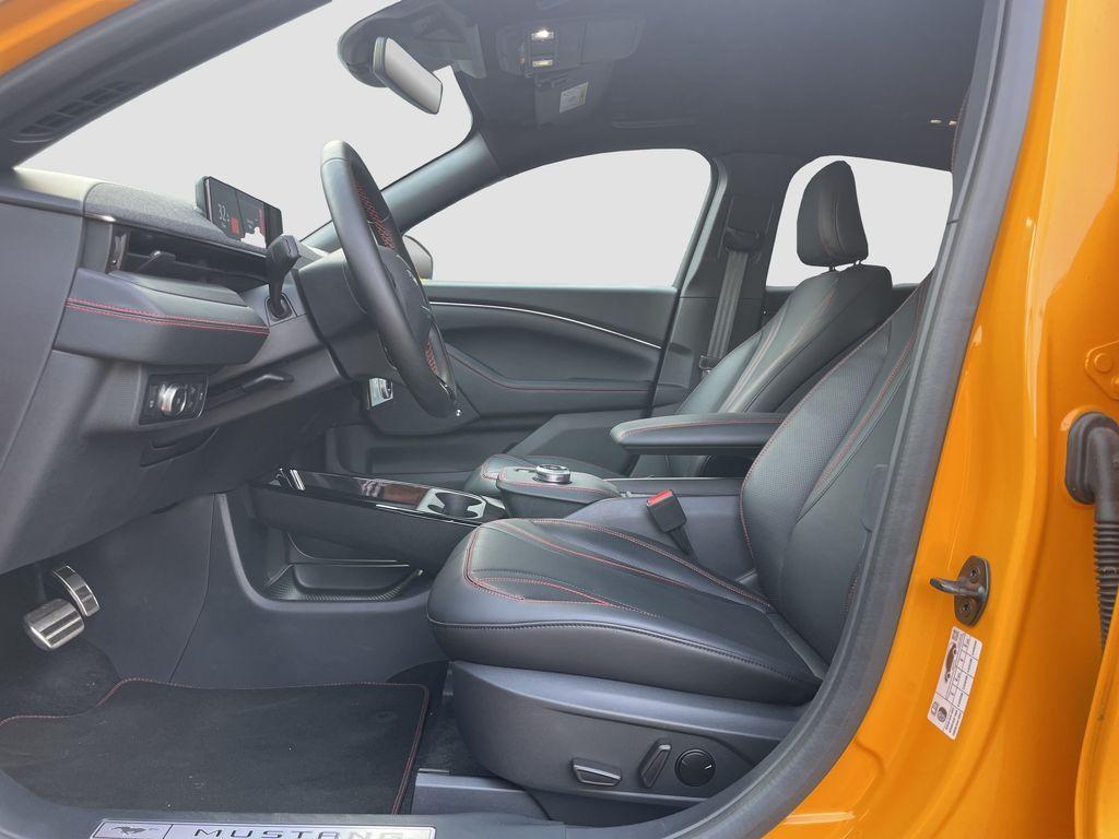 Ford Mustang Mach-E 75 kWh AWD Technologie-Paket 1
