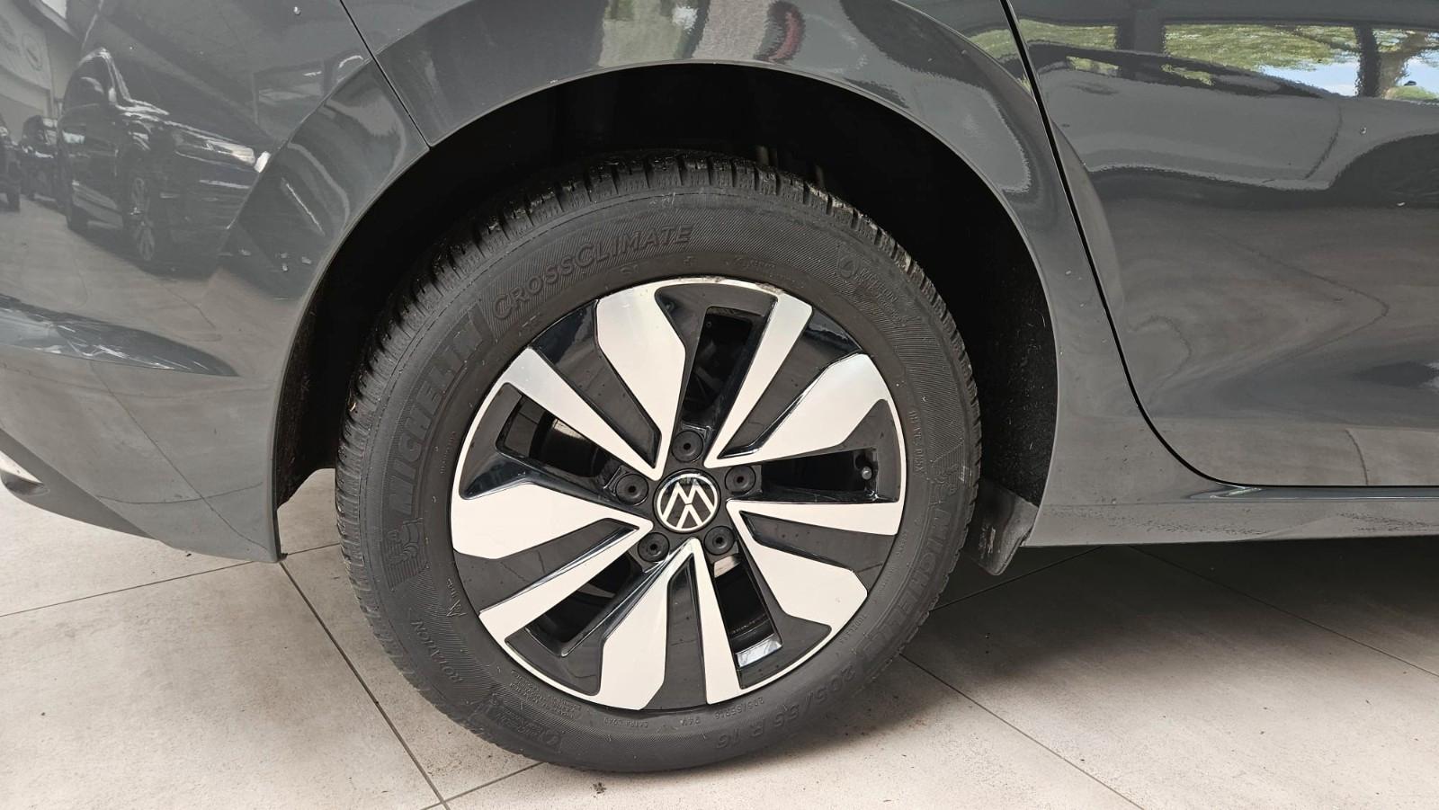 Volkswagen Golf VIII Lim 1.5 eTSI Goal DSG Navi DiscoverPRO, миниатюра 4
