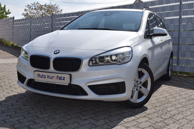 BMW Active Tourer 218 d LED NAVI SH AB.AHK.