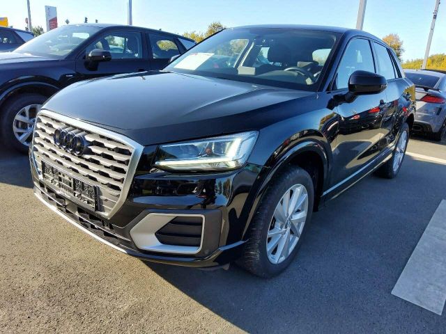 Q2 30TFSI sport NAVI APS+ SITZHEIZG LED GRA 17"