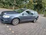 Volkswagen VW Passat 3C - Volkswagen Passat Kombi 3c mit Benzin-Antrieb