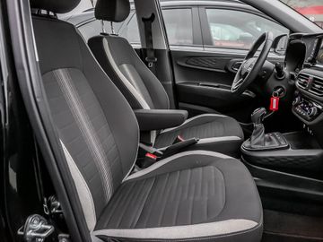 Hyundai i10 1.0 Trend Verkehrsschilder-Assistent Kamera