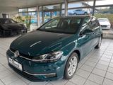 Volkswagen Golf VII Lim. Comfortline *LED*NAV*SitzHeiz* - mit Benzin-Antrieb: Grün