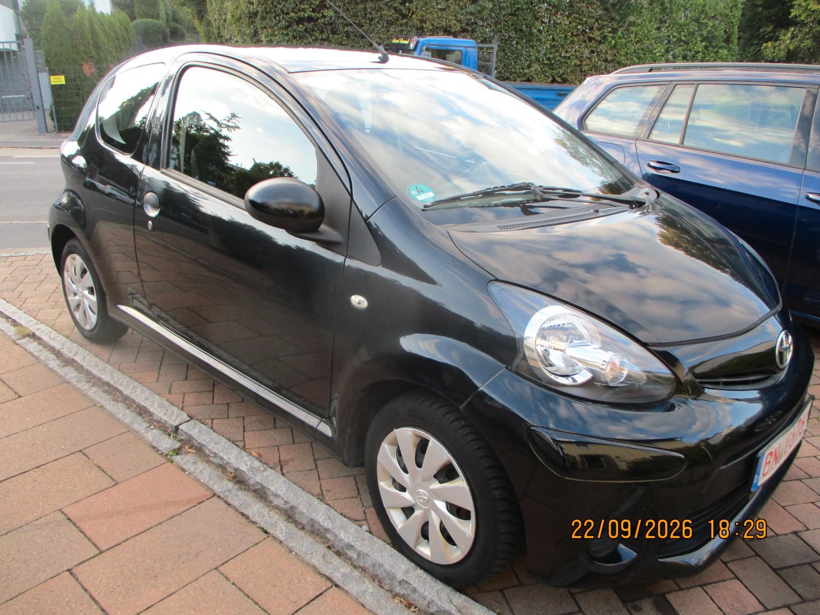 Toyota AYGO Inspektion und Tüv neu