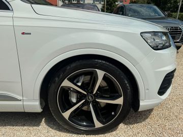 Audi Q7 - 11