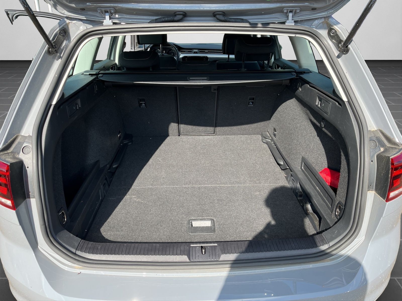 Volkswagen Passat Variant - Bild 15