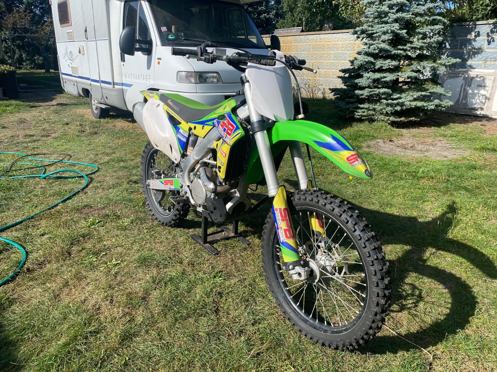 Kawasaki  2014 — engine 250 cm³, 44 HP (32kW)