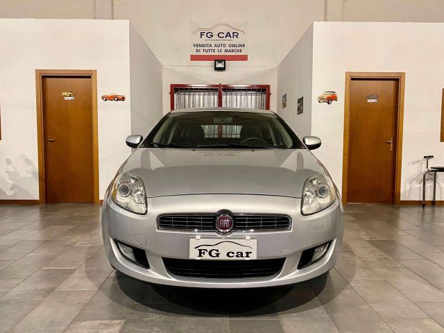 Fiat Bravo 1.4 Benzina 5 Porte 90Cv NEOPATENTATI