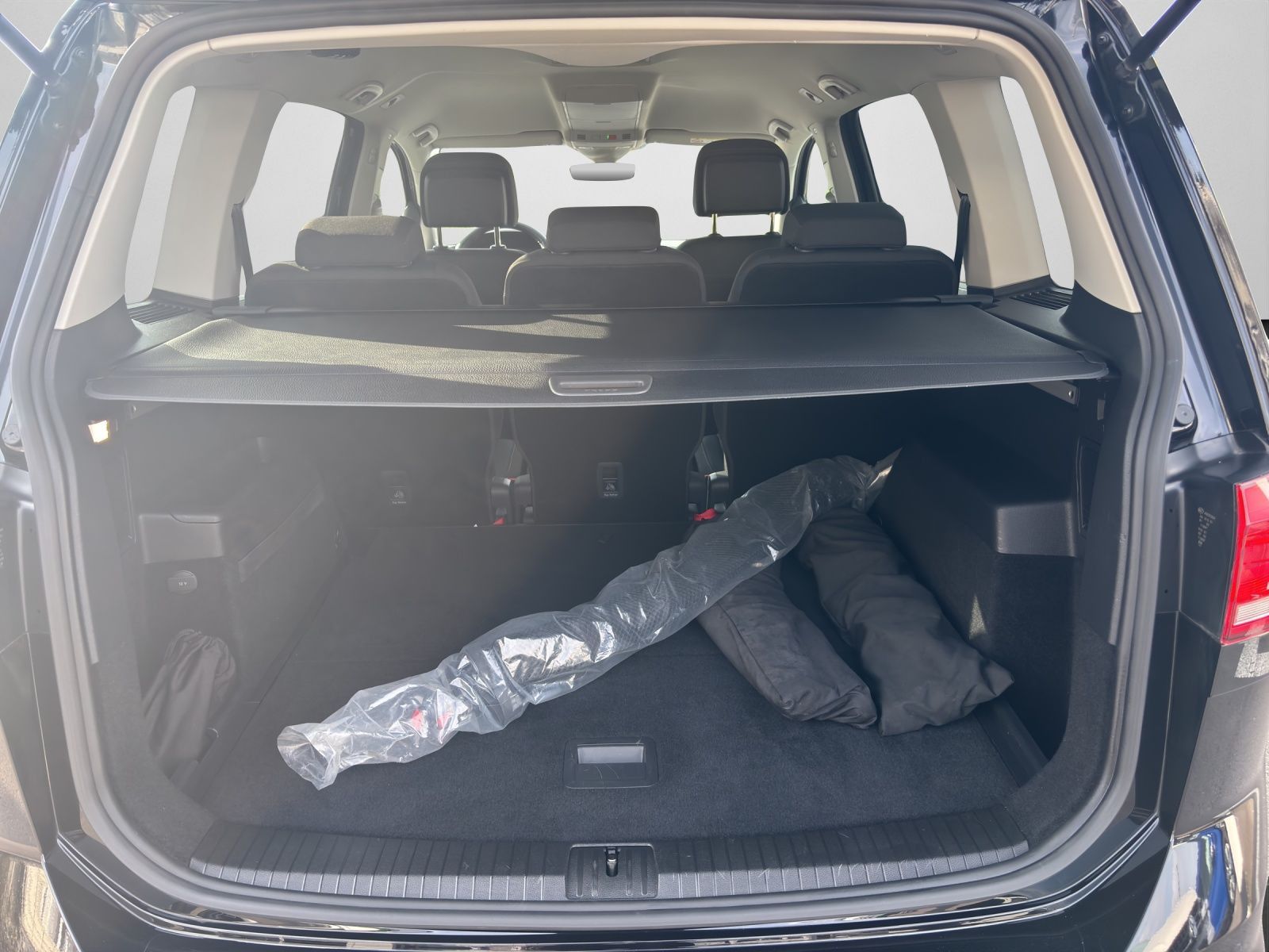 Volkswagen Touran - Bild 16