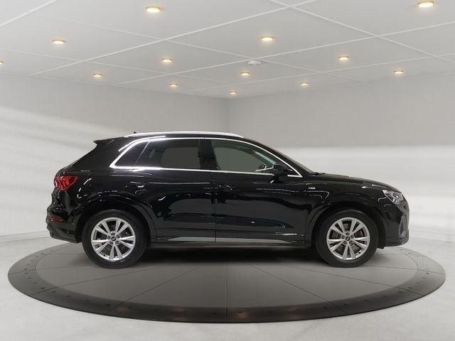 Q3 S line 40 TDI quattro S tronic,Navi,LED,AHZV,