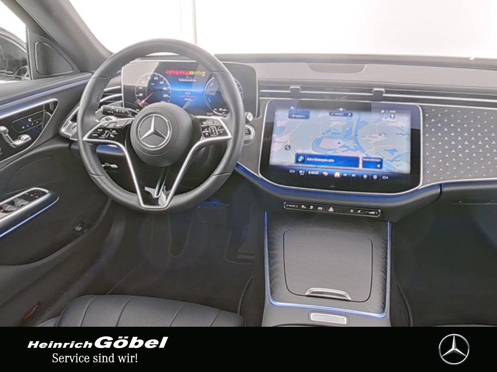 Fahrzeugabbildung Mercedes-Benz E 300 T e AVANTGARDE+AHK+DIGITAL+360°+MEMORY+SMI