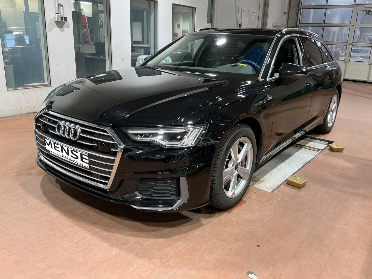 Audi A6 Avant 50 TFSI e quattro S tronic design B&O imagem 2