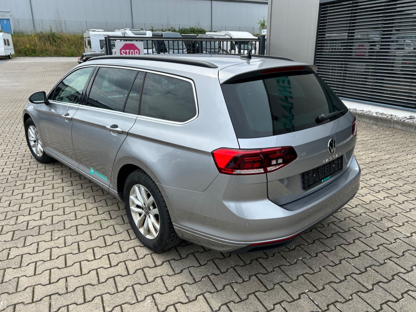 Fahrzeugabbildung Volkswagen Passat Variant Business