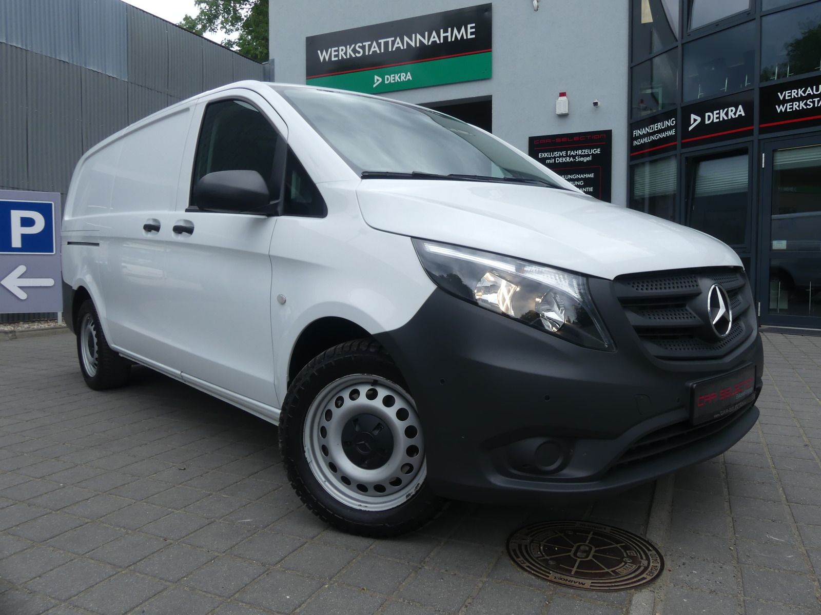 MERCEDES-BENZ Vito Kasten 116 CDI 4x4 lang BOTT/STHZ/KAM/AHK