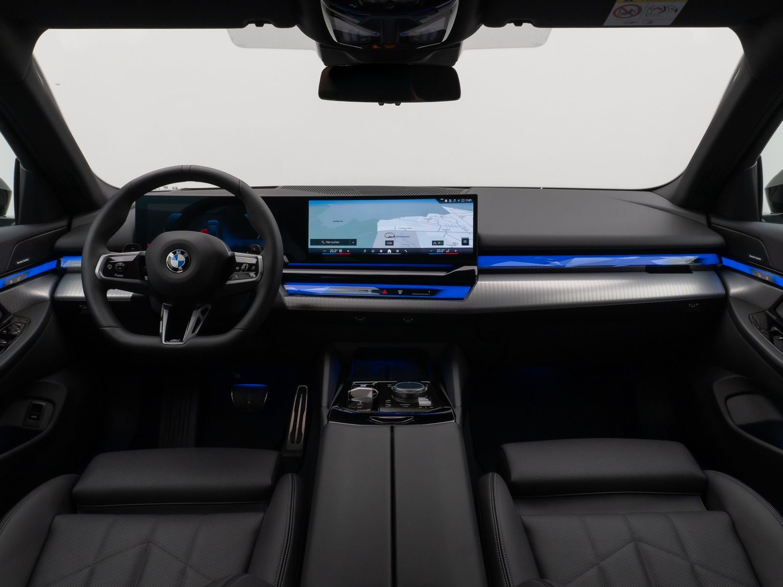 Fahrzeugabbildung BMW 520d M Sport 360°HUD DAB H/K AHK Komfort Alarm