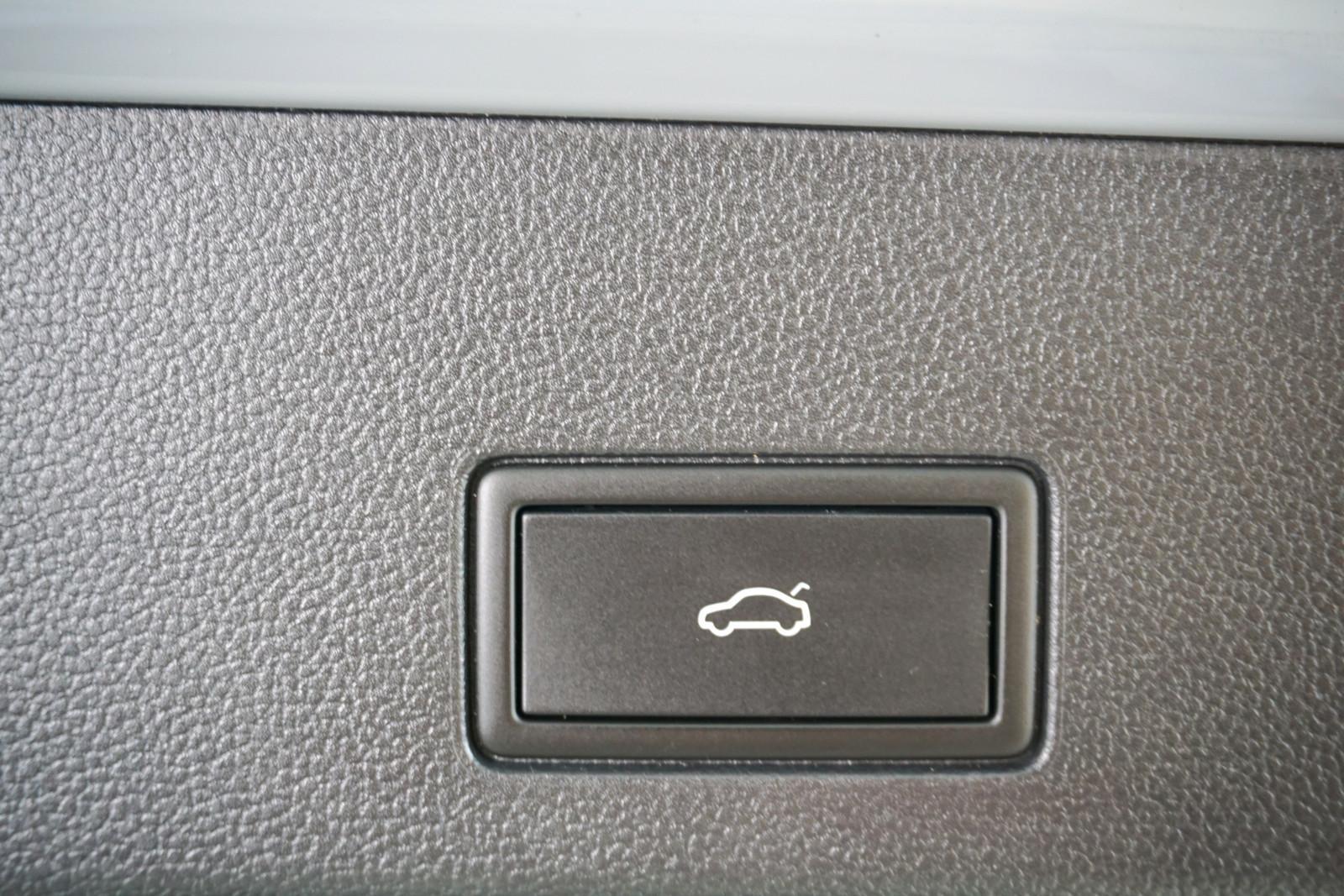 Volkswagen Golf Variant R-Line eTSI ACC IQ Kamera, миниатюра 18