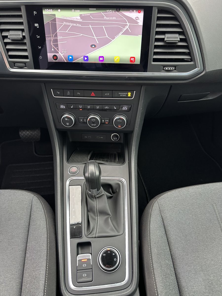 Fahrzeugabbildung SEAT Ateca 2.0 TDI DSG Style NAV+LED+AHK+ACC+VCOCK+SH