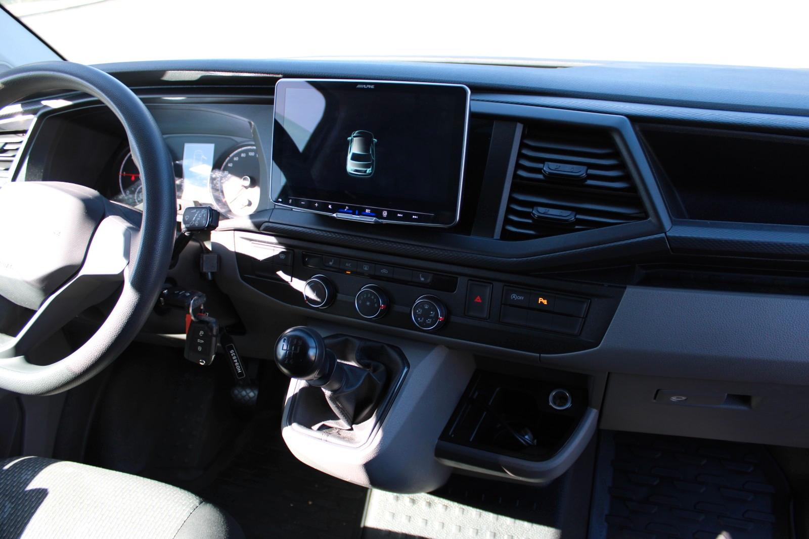 Volkswagen T6 Transporter AHK Klima Navi Sitzhzg. LED 17"