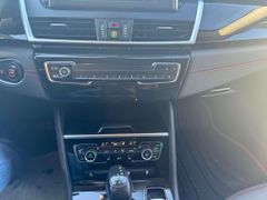 Fahrzeugabbildung BMW 220 d Active Tourer Scheckheft AHK