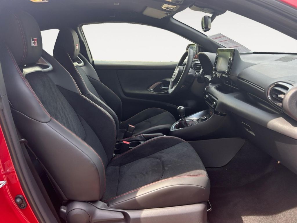 Fahrzeugabbildung Toyota GR Yaris mit High-Performance-Paket
