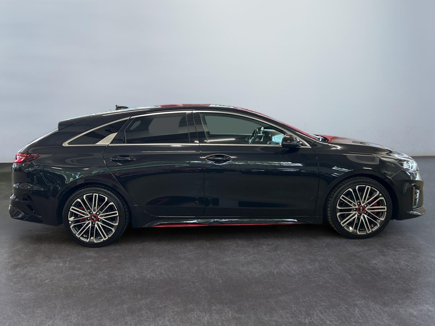 Kia ProCeed 1.6 T-GDI GT *Digi CP*Navi*JBL*CAM*SHZ*
